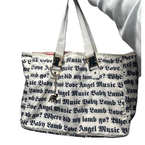 Le SportSac Handbags - LeSportsac Gwen Stefani L.A.M.B y2k High capacity Tote Bag White/Gold W/ Charm